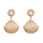 Load image into Gallery viewer, Elegant Gold Shell Pearl Earrings
