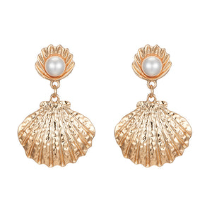 Elegant Gold Shell Pearl Earrings